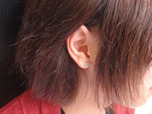 【ポイント10倍 セール 2月4日 20時〜】プラチナ ピアス メンズ サンタマリアアクアマリンピアス ピアス スタッドピアス 3月誕生石 男性用 宝石 青い宝石 送料無料