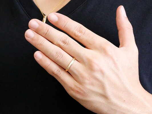 人気のメンズ 手作り 18金 工房直販 メンズ 指輪 リング 指輪 リング イエローゴールドk18 婚約指輪 リング ピンキーリング 18金 K18 スターダスト仕上げ 地金 緩やかなv字 送料無料 ジュエリー工房アトラス 人気のメンズ 手作り 18金 工房直販 メンズ 指輪 リング 指輪 リング イエローゴールドk18 婚約指輪 リング ピンキーリング 18金 K18 スターダスト仕上げ 地金 緩やかなv字 送料無料 ジュエリー工房アトラス