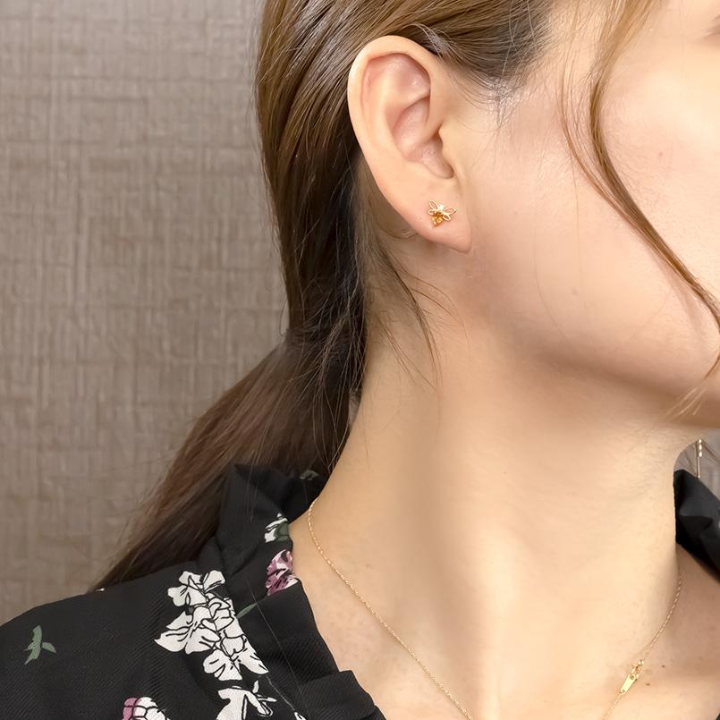 【20%OFFクーポンセール】【最短発送】 18金 ピアス つけっぱなし 18k 蜂 シトリン ダイヤモンド 片耳 イエローゴールドk18 k18 ミツバチ ユニセックス キャッチのいらないピアス キャッチなし キャッチナッシャーの商品画像 3