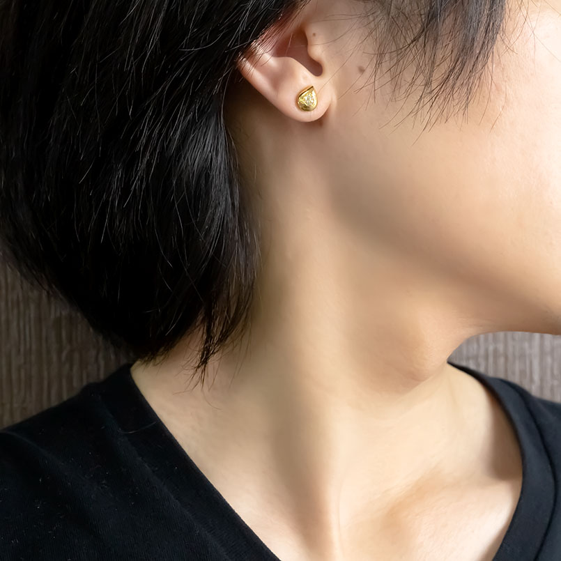 【10%OFFクーポンセール】 24金 純金 ピアス メンズ ダイヤモンド ティアドロップ ...