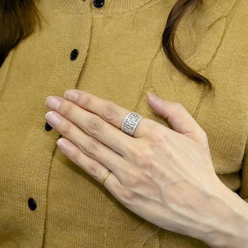 【10%OFFクーポンセール】婚約指輪 プラチナ リング レディース フラワー ダイヤモ...