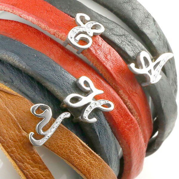 ブレスレット レディース レザー 選べる イニシャル ダイヤモンド 牛革 3周巻き ブラック ホワイトゴールドk10 地金 k10 10金 女性 人気