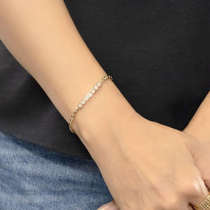 18金 ブレスレット ダイヤモンド バングル イエローゴールドk18 k18 伸縮可能 簡単着脱