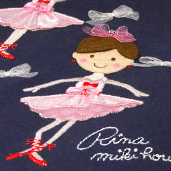 ●50％OFFセール●ミキハウス　mikihouse　踊るリーナちゃん　レース付き半袖Tシャツ(80・90）子ども服　女の子　幼児　春　夏　プレゼント　お出かけ　バレリーナ　リボン　刺繍　レース　アウトレット