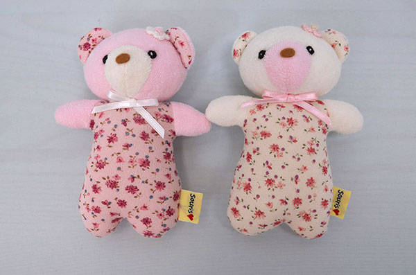 乐天商城 - ●40％OFFセール● スーリー　Souris　くまちゃんニギニギ ベビー 赤ちゃん ギフト プレゼント かわいい くま ベア 花柄 女の子