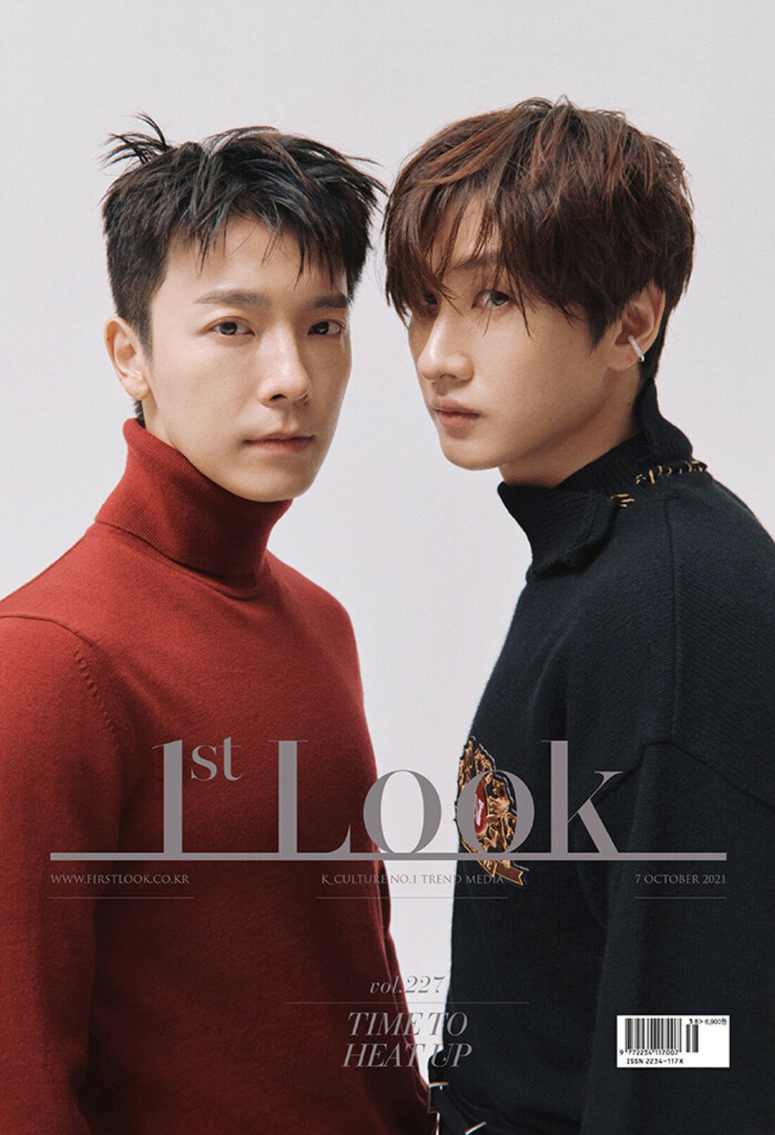 【和訳付】 2021年 1stLook 227号 FRONT(DONGHAE EUNHYUK) BACK(OH MY GIRL YOOA)