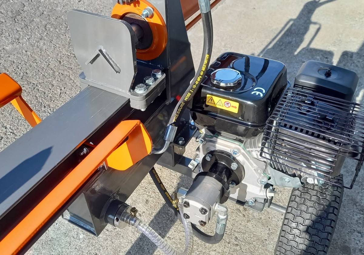 バギートライクショップセブンの組立済発送　36トン　薪割り機　リコイルスタート　36t　薪割機　ワイドタイヤ　シングルレバー　オートリターン｜アングル3