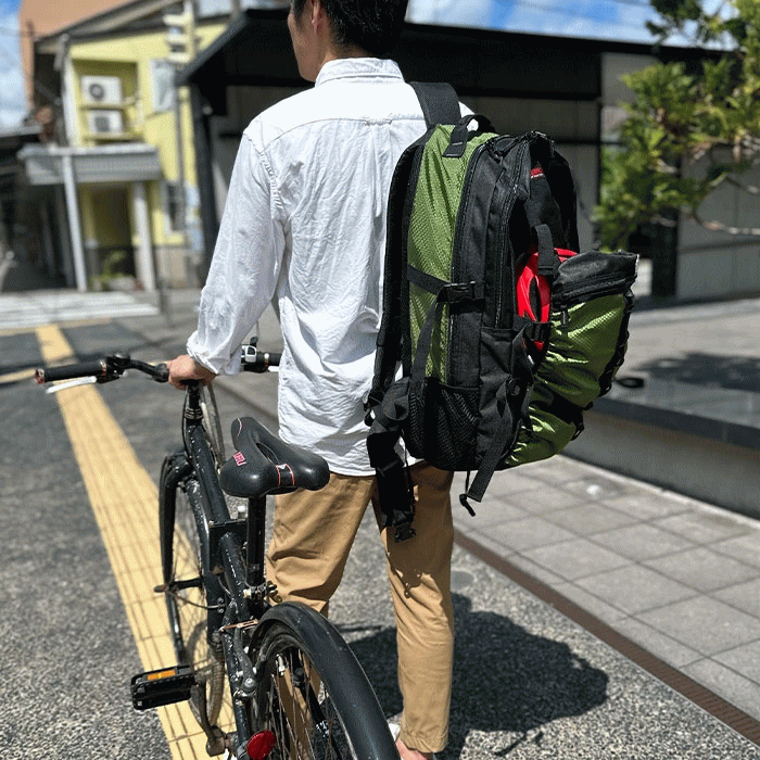 乐天商城 - ヘルメットリュック デイパック メンズ ヘルメットイン ボール 自転車 バイク スポーツ 現場 大容量 40L 鞄倶楽部 鞄クラブ