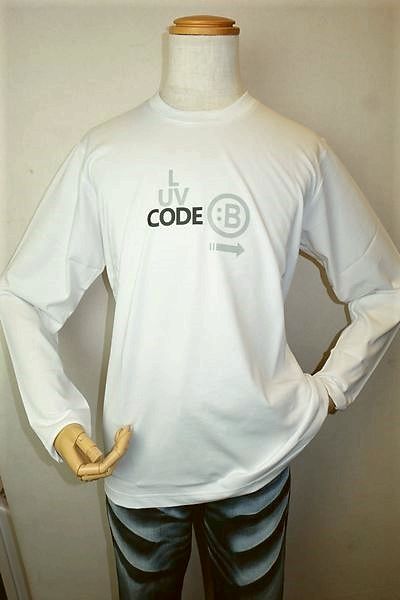 コードビー CODE:B  プリントロングTシャツ ホワイト