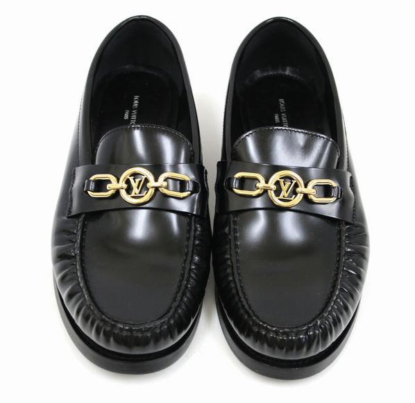 【質SHOPアデ川】LOUIS VUITTON ルイヴィトン オルセーライン ローファー ブラック【中古】【USED】【送料無料】【質屋】【靴】【アデガワ】【北越谷】