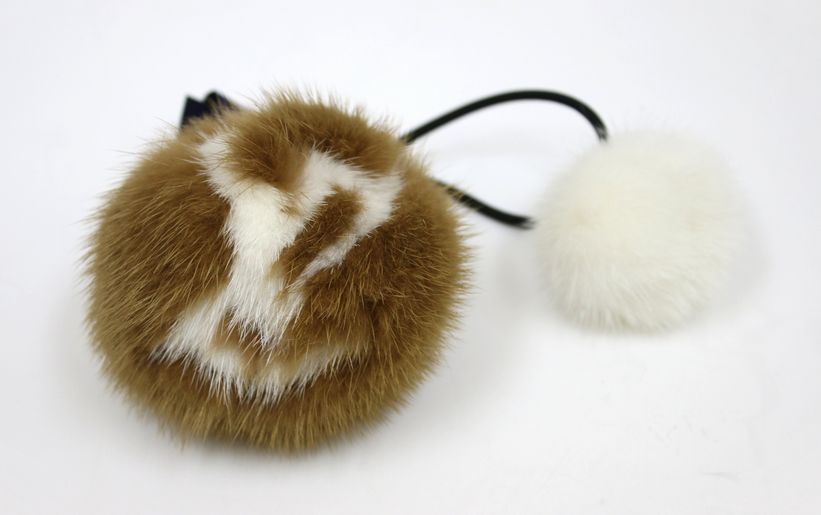 【質SHOPアデ川】LOUIS VUITTON ルイヴィトン シュシュ・ヴィゾン LV コージー M77738 ヘアゴム ヘアアクセサリー 髪飾り【中古】【USED】【送料無料】【質屋】【アデガワ】【北越谷】