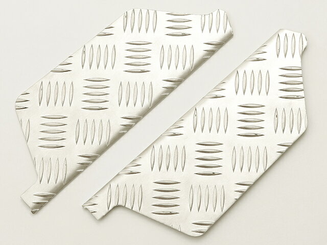 ハイエース 200系アルミステップカバーフロント用■シルバー■ブラック■1型〜6型CRS シーアールエスESSEX エセックス