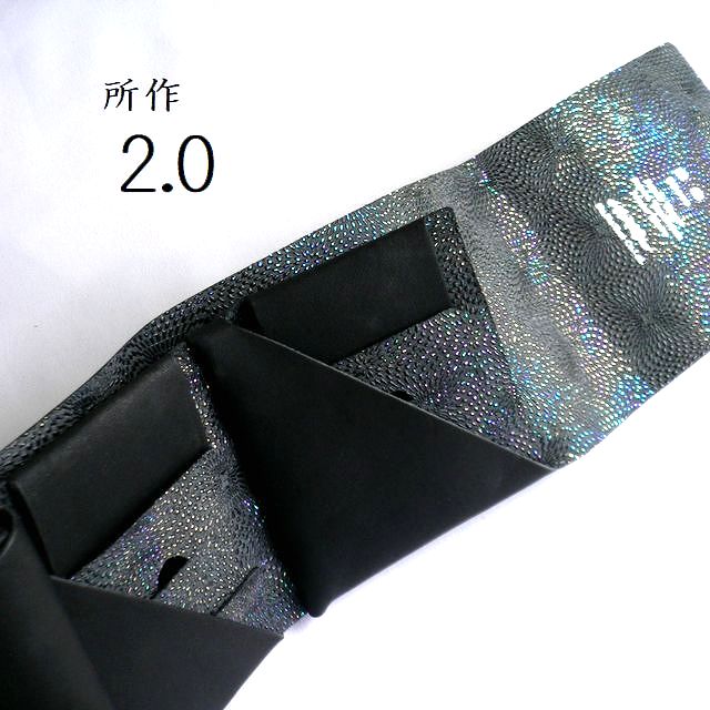 樂天商城 - レザークリームプレゼント 所作 shosa 折り財布 ショートウォレット2.0 鮫小紋 箔押し レザー SH201SM ブラック