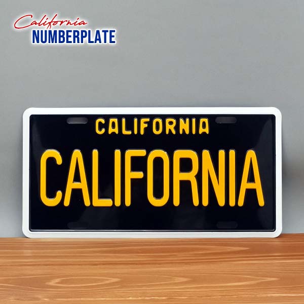 カリフォルニア ナンバープレート USサイズ ブラック CALIFORNIA アメリカ ライセンスプレート ガレージ 装飾 黒 西海岸 インテリア カーアクセサリー アメリカ 雑貨