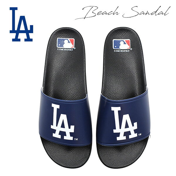 　　 ドジャース シャワーサンダル おしゃれなMLB dodgers のビーチサンダルです。 海プールはもちろん、ちょっとしたお出かけやベランダなど様々なシーンにご愛用いただけます。 プレゼントにもオススメです。 ■サイズ Mサイズ・・・約26cm～約27cm Lサイズ・・・約27cm～約28cm XLサイズ・・・約28cm～約29cm ■カラー　ブルー/ブラック ■素材　合成皮革/合成底 ※この商品は輸入品の為、目立たない多少の小傷や色ムラなどがある場合がございます。予めご了承ください。スポーツチームグッズ特集はこちらから！！