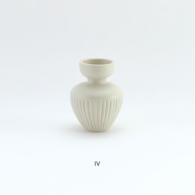 プレゼントの花束を活けたくなる磁器のフラワーベース S Horn Please 志成販売 [2]