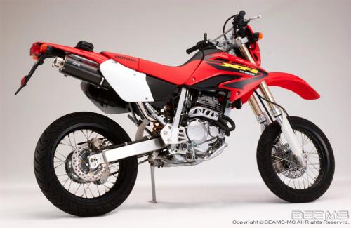 マフラー 送料無料 BEAMS[ビームス]マフラー XR250 BA-MD30 スリップオン SS300カーボン B112-08-004 バイク好き ギフト