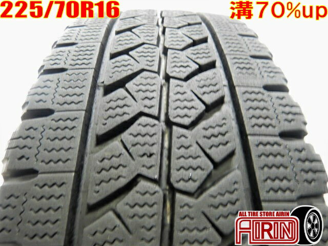 【ポイント10倍!!お買い物マラソン限定】225/70R16117/115L BRIDGESTONE BLIZZAK W979 中古 冬タイヤ トラック用 1本単品エルフ ダイナ トヨエース アトラス コンドル タイタン中古タイヤ 中古トラックタイヤ スタッドレスタイヤ 16インチ