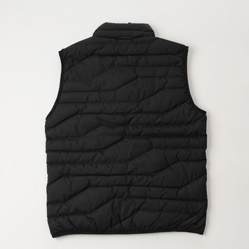 【早割20%】【送料無料！】J.LINDEBERG GOLF（ジェイリンドバーグ ゴルフ）ライトダウンベスト Cliff Light Down Vest 019 ブラック 071-49075-019