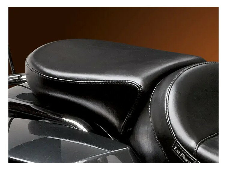 HARLEY-DAVIDSON - AVIATOR シート/スモールピリオン　2008年以降ツーリング