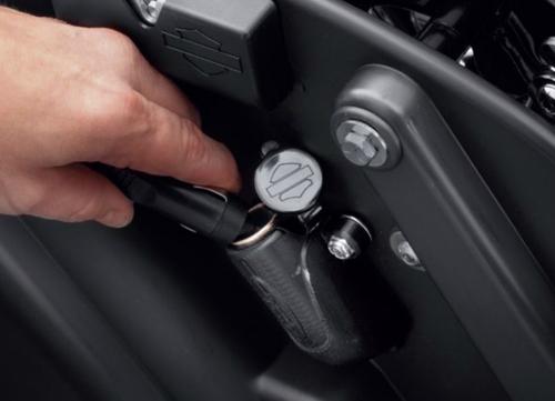 補助パワーポート/サドルバッグマウント