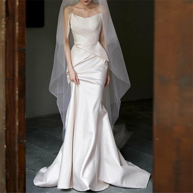 ホワイト ウェディングドレス Aライン ロングドレス イブニングドレス ノースリーブ トレーン vネック ファスナータイプ xs〜xl Wedding Dress お花嫁 結婚式 旅行撮影演出 レディースウェディングドレス エレガント パーティードレス ビスチェ