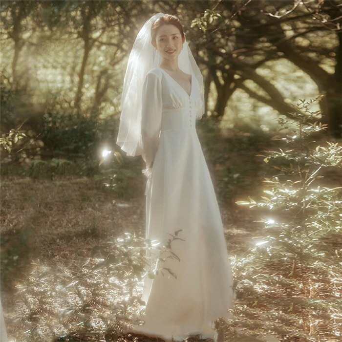 ホワイト ウェディングドレス Aライン 長袖 ロングドレス ウェディングドレス レース 素地 ファスナータイプ xs〜xxl Wedding Dress お花嫁 結婚式 旅行撮影演出 レディースウェディングドレス