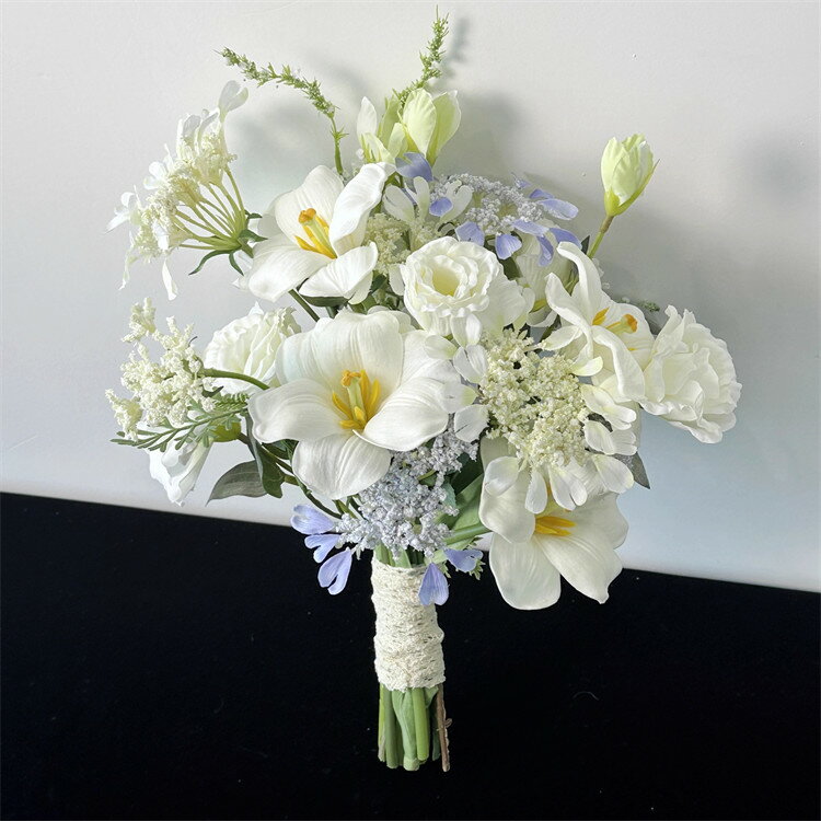 ドリーム洋服屋のウェディングブーケ ホワイト ブーケ カラー 白 花束 ブーケ【ブーケ】ウェディングブーケ/造花ブーケ/ブライダルブーケ/ラウンドブーケ/トスブーケ/結婚式/花束　卒業 入学 壮瞥 父の日 お中元 ひな祭り 桃の節句 誕生日 花ギフト ウェディングマーチ お供え 開店祝い｜アングル2
