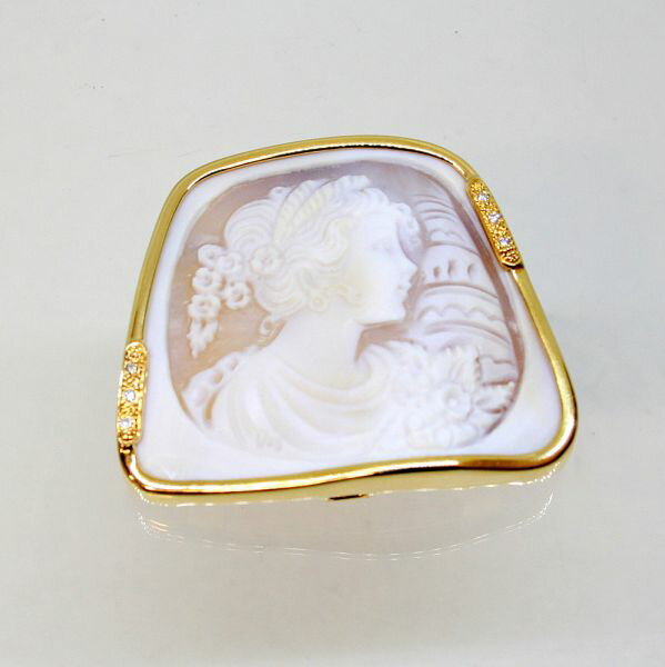 【中古】 18金枠 ダイヤ 0.06ct シェルカメオ ブローチ兼ペンダント