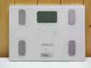 【中古】 オムロン 体重体組成計 HBF-912 カラダスキャン ピンク OMRON 体重計 体組成計 健康管理 体脂肪 内臓脂肪 ガラス仕様 ...