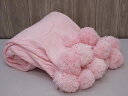 【未使用品】 ニットブランケット ピンク ポンポン付き 120×150cm 輸入雑貨 パステルピンク ひざ掛け パステルカラー マルチカバー 防寒 肩掛け マル...