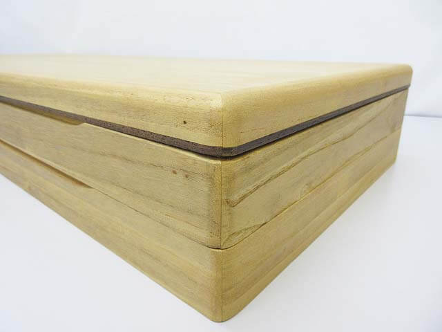 【中古】　総桐衣装ケース　蓋付き　2段　収納ボックス　面取り　　　　　桐衣装箱　収納家具　着物収納　整理ケース　小物収納　　　　　押入れ　タンス　たんす　箪笥　桐箱　丸み加工