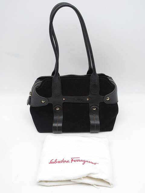 楽天リビング館　楽天市場店【中古】　 サルヴァトーレ フェラガモ　ハンドバッグ　ブラック　レザー　　　　　Salvatore Ferragamo　スウェード　黒　鞄　かばん　レディース　　　　　ファスナー付き　無地　ショルダーバッグ　肩掛け　女性用