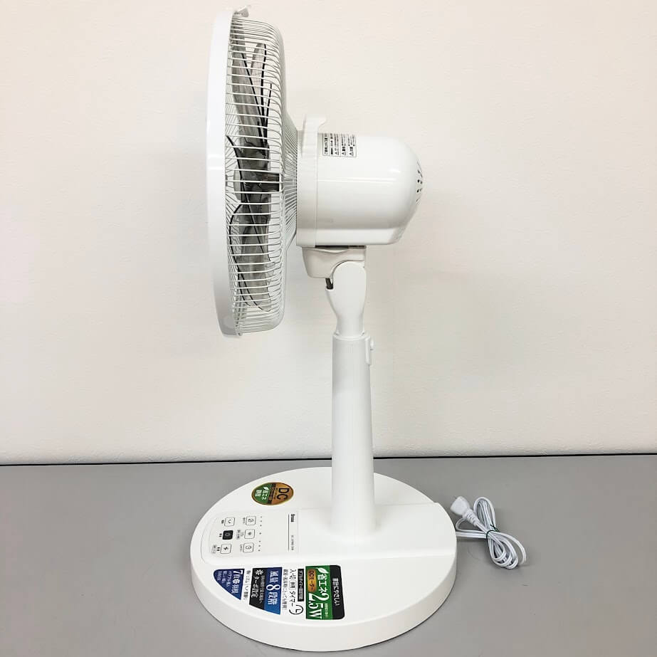 【中古】 Brissa DCリビング扇風機 BFDF308WH ホワイト 7枚羽 リモコン付き 取扱説明書付 ブリッサ 扇風機 リビングファン 白 首振り 風量調整 入/切タイマー 空調 リモコン扇風機 中古