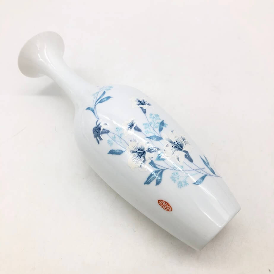 【中古】 EMBA景徳鎮 花瓶 ホワイト 花模様 高さ21cm 一輪挿し 極薄手 花器 白 フラワーベース スリム 繊細 装飾 インテリア 花瓶 中古 [2]
