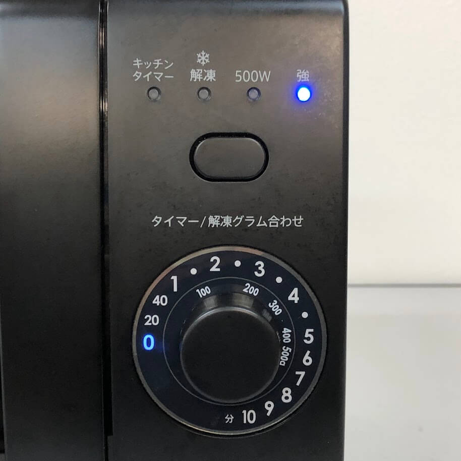 リビング館 楽天市場店の【中古】 シャープ 電子レンジ RE-T171B ブラック ヘルツフリー 17L SHARP 単機能レンジ 黒 フラットテーブル 横開き ダイヤル式 キッチンタイマー搭載 コンパクト シンプル 単身者向け 2024年製 電子レンジ 中古｜アングル3