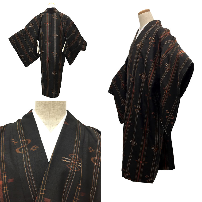 京やM277　正絹　久米島紬　道中着　重要無形文化財　本泥染め　琉球絣文様　身丈110　裄71.5　ロング丈　裄長め　ゆったりサイズ　広衿仕立て　きもの衿　アンティーク　お仕立て直し　着物コート 和装コート　仕立て上がり　リサイクル着物【新古品】