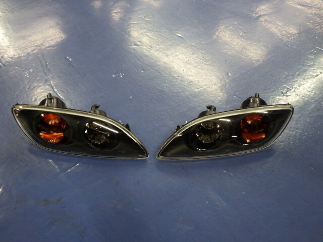 マツダ純正　後期用　コンビレンズAssy