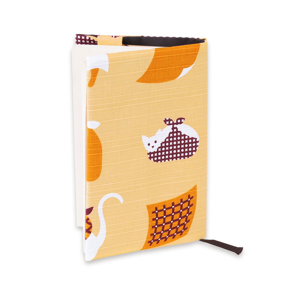 【宮本（株）商品★税込2860円以上で送料無料キャンペーン】【宮本】kenema -けねま-おかみさんの風呂敷シリーズ　ブックカバー(文庫A6)風呂敷猫【日本製 Made in Japan】【2022Dec】