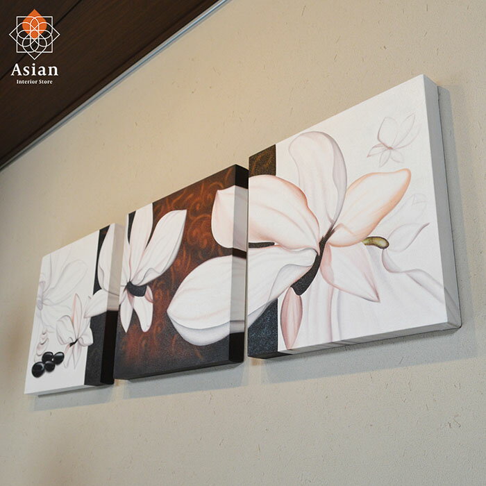 アートパネル 花 3枚 （ サンダルウッド 白檀 1 ） 【 バリ絵画 ファブリックパネル 絵画 アートフレーム 壁掛け パネル 壁飾り モダン バリ アジアン 雑貨 バリ風 アジアン インテリア アート ホテル リゾート おしゃれ 花の絵 3連 】