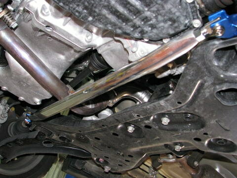 カワイワークス スズキ ソリオ MA15S '11/01～ 三菱 デリカD:2 MB15S '11/03～ 4WD装着可能 フロントロアアームバー 国産 正規カワイ製作所製 類似品や粗悪品にご注意下さい。 受注生産品（2週間前後）