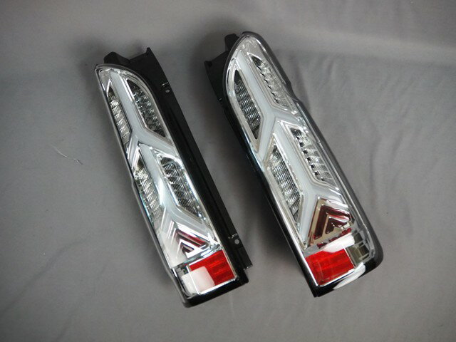 コーリンプロジェクト チューブフルLED ヴェンチュリーテールランプ タイプ2 クロームタイプ ハイエース 200系 1～6型　流れるウインカー 切り替えスイッチ付　左右SET