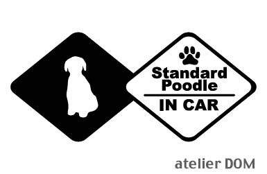 カッティングタイプのステッカーです。 屋外耐候5年以上の高品質フィルムを使用。 車の窓ガラス等に貼ると文字と絵柄部分のみが残ります。 ・ステッカーサイズ： 横約21cm 縦約9cm 犬種名の下段の文字、『IN CAR』、『ON BOARD』 どちらかお選び下さい。 上から転写用透明シートを貼ってあります。 ステッカーを透明シートごと貼りたい所に貼付け へら等で擦り、透明シートをゆっくり剥がすと 文字と絵柄部分のみ残ります。 色は白、ライトグレー、黒、黄、青、紺、赤、ピンク よりお選び下さい。 ※2枚目3枚目画像は他犬種です。