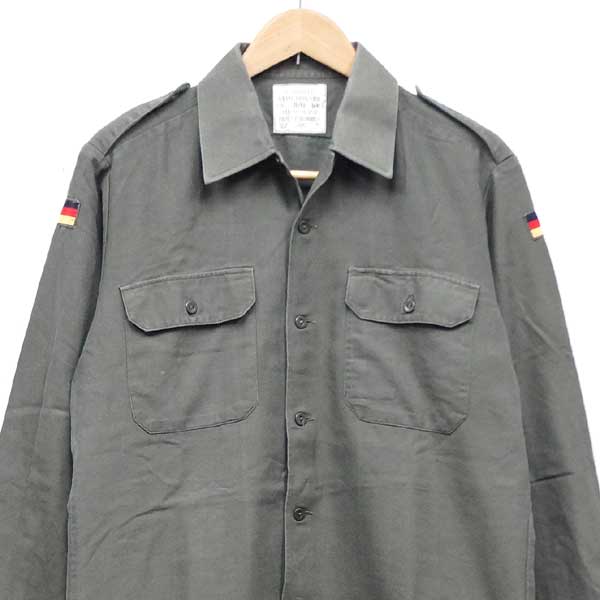 【中古】◆実物 ドイツ軍 国旗ワッペン付き フィールドシャツ オリーブ♪ミリタリー 長袖 ワーク 軍物 サバゲ