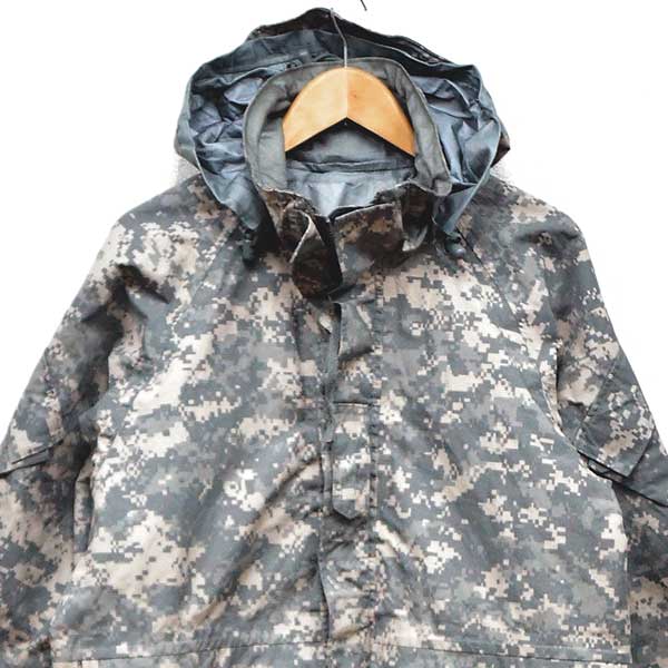 【送料無料】【中古】◆実物 米軍 ECWCS GEN2 ゴアテックスパーカー ACU デジタル迷彩 GORE-TEX♪ミリタリー ジャケット カモ 軍物 装備品 スキー スノボ アウトドア アメリカ軍 US