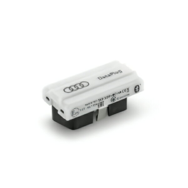 アウディ 純正 データプラグ A3 GY Q2 GA 81A051629