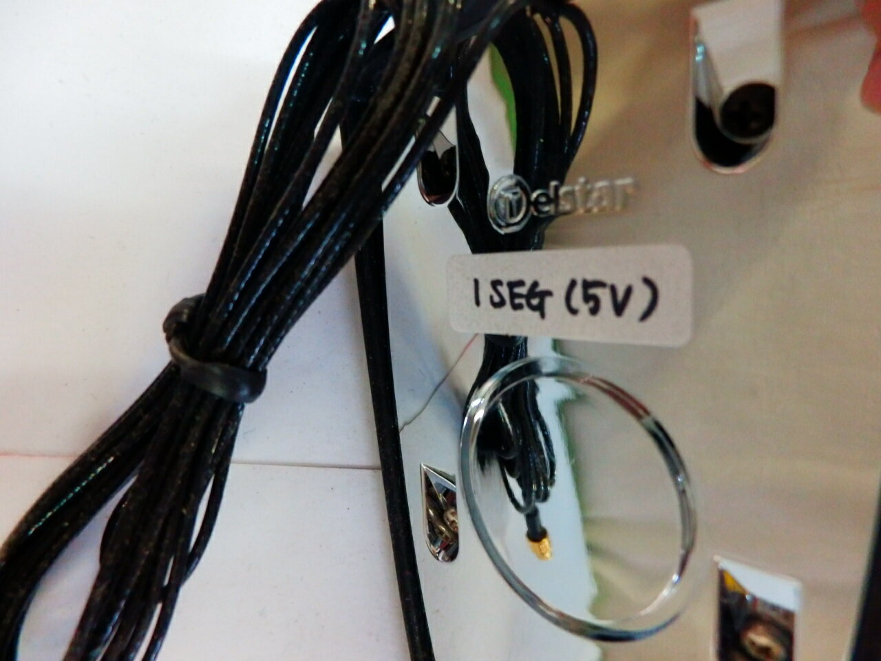 【ジャンク品 163】アンテナ　白　ホワイト　1SEG　5V