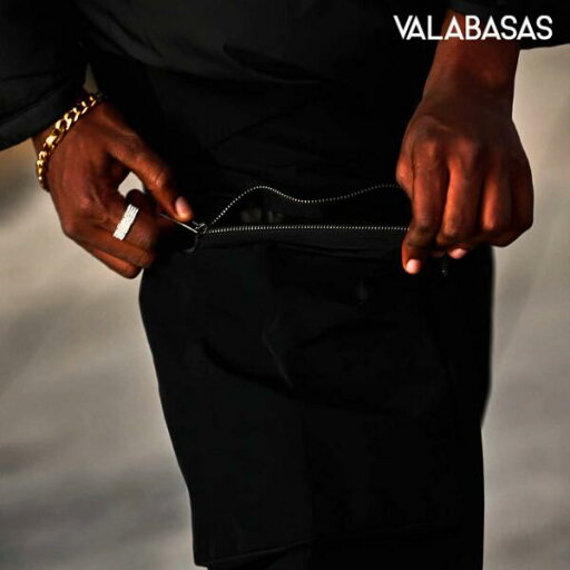 「VALABASAS "ENFORCER" BLACK PANTS」ヴァラバサス ジップ ポケット ナイロン パンツ ブラック ユーティリティパンツ イージーパンツ シンプル カジュアル モード ストリート ラッパー アスリート メンズ ユニセックス 秋冬新作 「VALABASAS "ENFORCER" BLACK PANTS」ヴァラバサス ジップ ポケット ナイロン パンツ ブラック ユーティリティパンツ イージーパンツ シンプル カジュアル モード ストリート ラッパー アスリート メンズ ユニセックス 秋冬新作