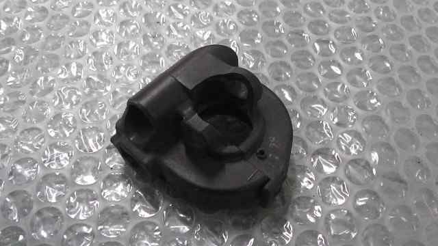 バイクパーツ レッツ2S CA1KB-102xxx の アクセルグリップホルダー *1628660283 【中古】【送料込】