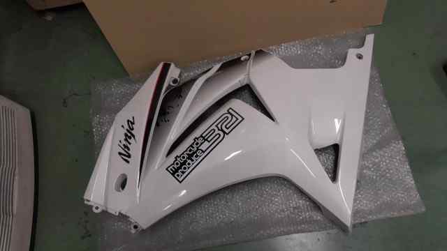 楽天市場】ninja250 サイドカウル(パーツ|バイク用品):車 楽天市場】ninja250 サイドカウル(パーツ|バイク用品):車